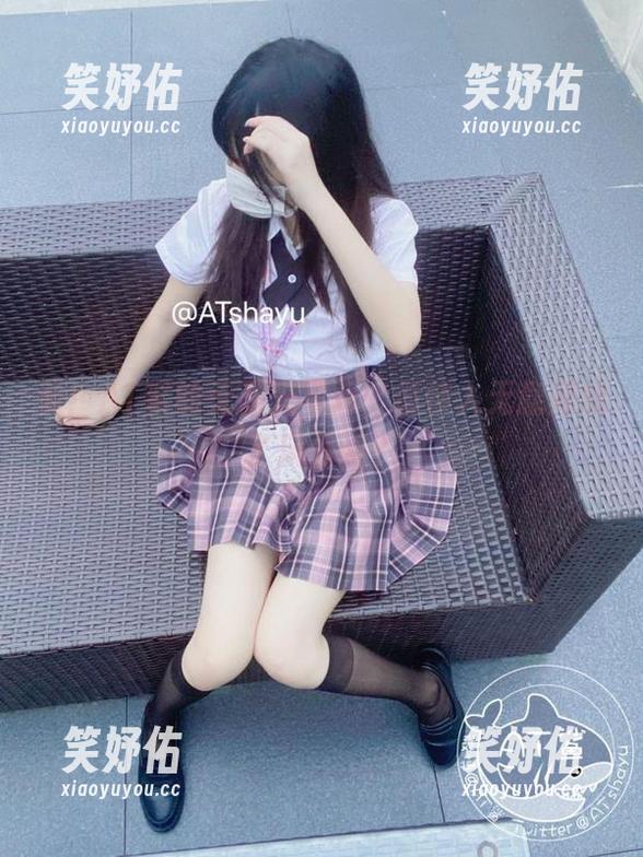 AT鲨 看!AT鲨的无圣光写真,俏佳人无意间成了风景画?
