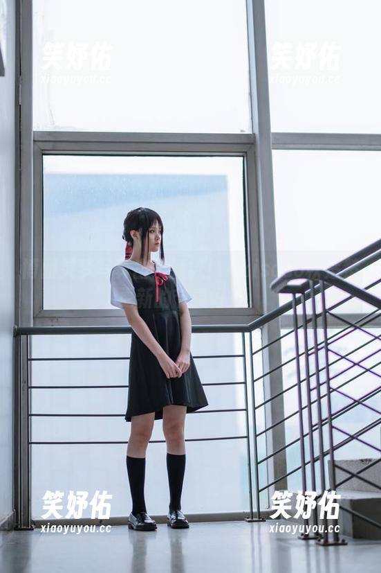 Akisoso秋楚楚 博丽灵梦写真出了新款!Akisoso秋楚楚更新的节奏好妙。