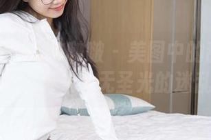 BoBoSocks袜啵啵 – 美图中的甜甜圈与板鞋:一场关于无圣光的迷乱对话