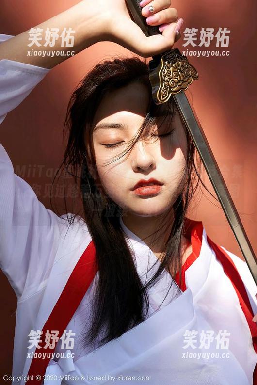 MiiTao蜜桃社-桃乃香Tina MiiTao蜜桃社 - 桃乃香Tina万圣节合集:你见过趁着万圣节抢糖的模特吗?美图一波接一波!