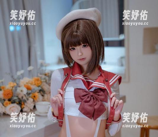 Quan冉有点饿 最新狗粮投喂:Quan冉有点饿的连体衣写真,你敢不点进来吗?