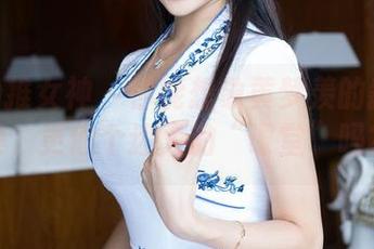TGOD推女神 – 你能想象黄梦羡的教室合集，更像个迷人的“课堂”吗？
