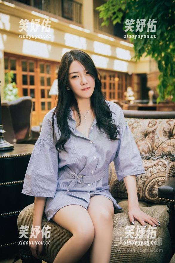 TouTiao头条女神-崔昭妍 TouTiao头条女神 - 厨娘崔昭妍的“拿手好菜”写真,谁说做饭不能有姿态?