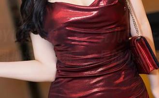 XIAOYU语画界 – 看,允儿Claire又被美图捕捉了,第三套里的小心思?
