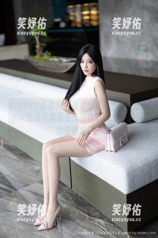 XIAOYU语画界-杨晨晨sugar XIAOYU语画界 - 免费图集:当杨晨晨sugar的双马尾遇上天马行空的想象力,你的猫都想学!