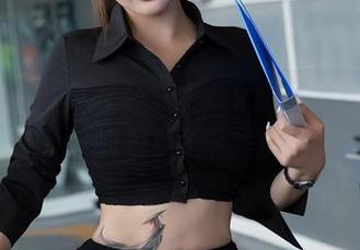 XINGYAN星颜社 – Erikaki的户外私拍奇遇:她的衣服真的没飞走吗?