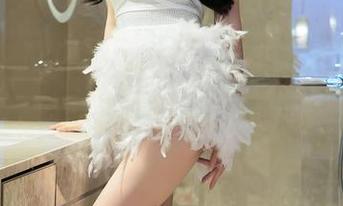 Xiuren秀人网 – 精选图集，Lavinia肉肉的清纯只让人想问：这是什么魔法？