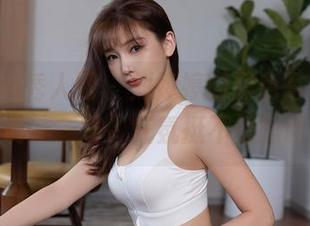 Xiuren秀人网 – 刘婷婷的黑色写真，我只能说——喵，气氛挺不错的哈哈。