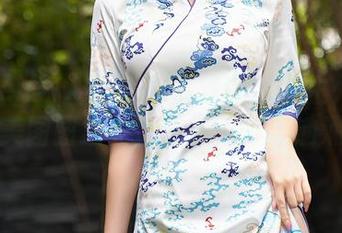 Xiuren秀人网 – 周慕汐的泳装生死时速，美图图集一波三折，暗流汹涌啊