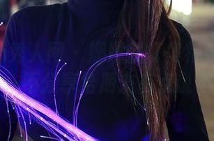 Xiuren秀人网 – 姗姗就打奥特曼红裙高清版——不分享给朋友有点说不过去。