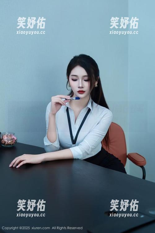 Xiuren秀人网-林文文yooki Xiuren秀人网 - 林文文yooki的白丝写真,慢慢看,细细品,不易错过。