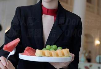 Xiuren秀人网 – 王梓童Doirs这条白裙的全套实况，原图直击，OMG，我的眼睛啊！