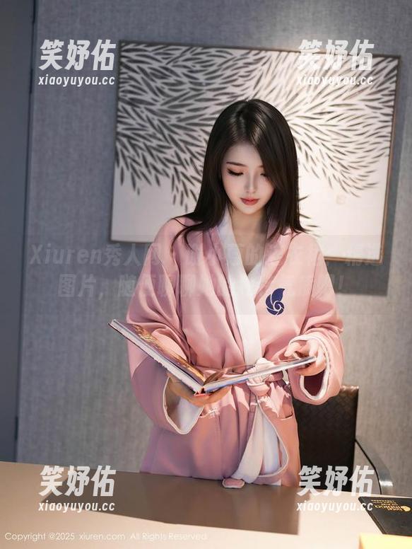 Xiuren秀人网 - 谢小蒽的连衣裙：精选图片，随便聊聊她的独特气质吧！