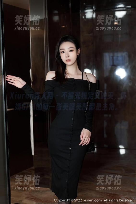 Xiuren秀人网-黄婧GIGI Xiuren秀人网 - 不被光线定义的美,黄婧GIGI的每一张美腿美图都是主角。