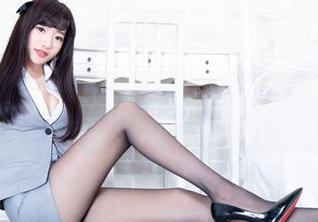 beautyleg – Miyas的最新图包,不知道为什么,我一眼就被这办公室吸引住了。