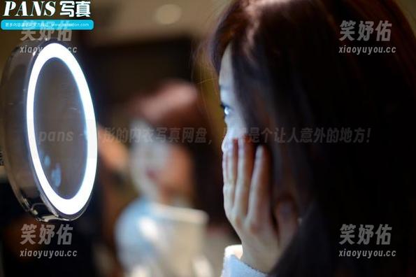 pans-小彤 pans - 小彤的内衣写真网盘,果然是个让人意外的地方!
