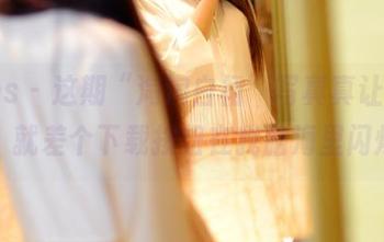 pans – 这期“淘淘白裙”写真真让人惊叹,就差个下载按钮在我脑海里闪烁!