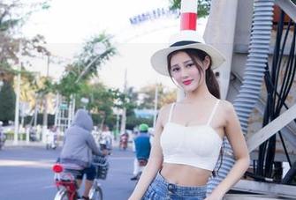 partycat轰趴猫 – 她来了！杨晨晨sugar更新旅拍写真集，保证让你想偷偷笔记。