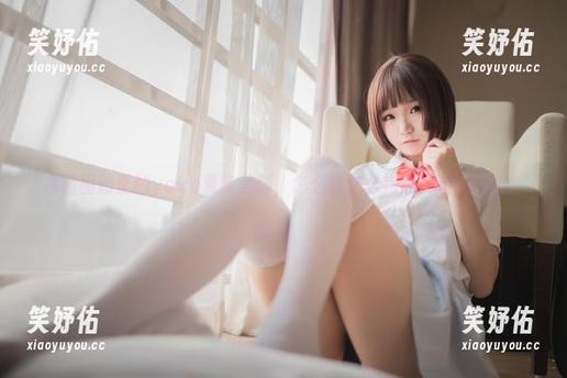 yoko夏宅 高清图册里的yoko夏宅美脚,怎么能这么完美,让人遐想。