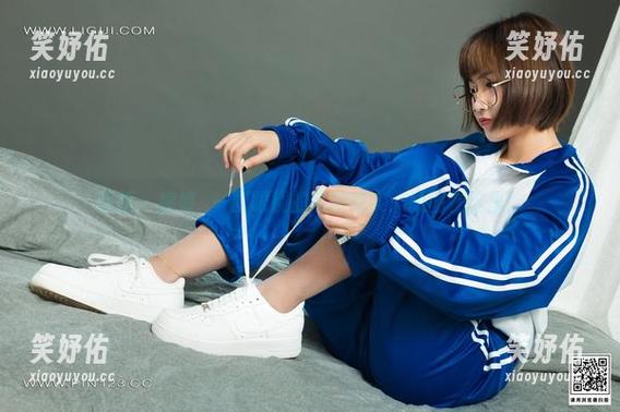 丽柜-婷婷 丽柜 - 婷婷◆一副眼镜的两种现实:原图在这里!