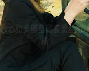 丽柜 – 心心的美图里藏着黑丝的每一次撩拨