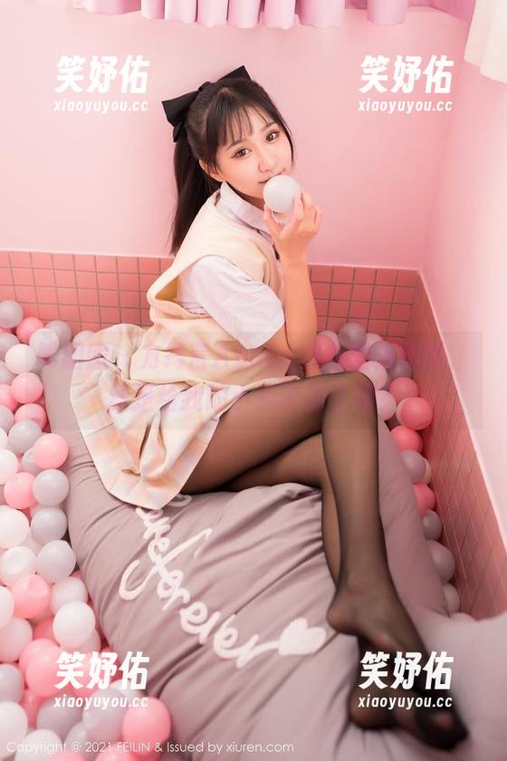 嗲囡囡-方绮言Ayaka 嗲囡囡 - 方绮言Ayaka内衣图集更新,像是给我的小兔子加了糖?