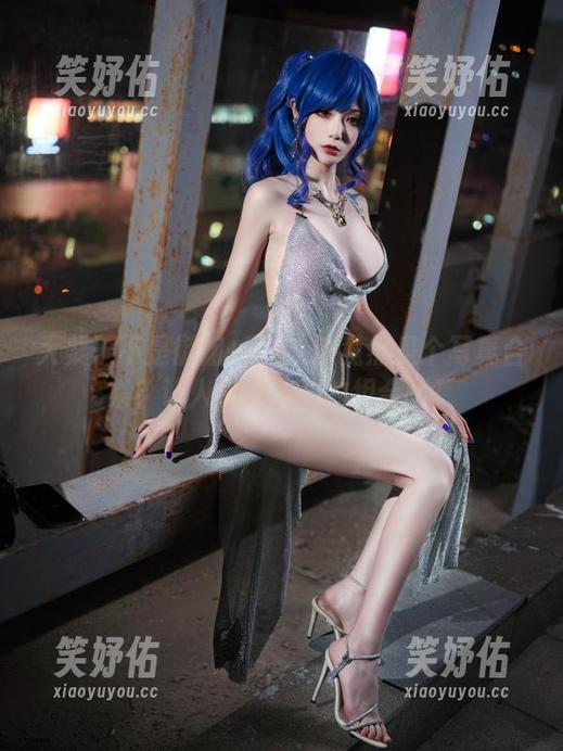 大梨子不是御姐 大梨子不是御姐+黑丝=这竟然是个写真合集?让人怀疑人生的组合啊!