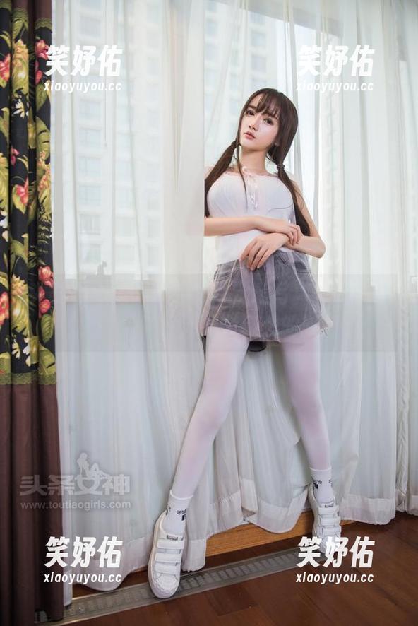 头条女神 - 李媛媛婚纱定制写真：当一件衣服承载了无数个幻想的触碰