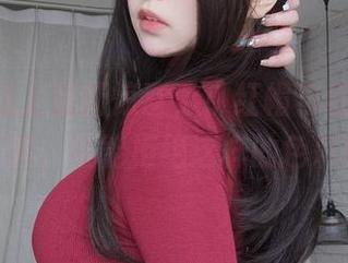女主K送上最新惊喜,小红帽与红苹果的搭配,谁能拒绝这样的色彩?