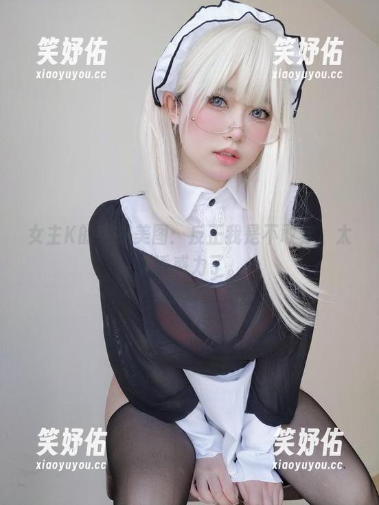 女主K的毛衣美图：反正我是不敢穿，太有诱惑力了。