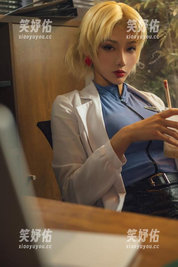 如月灰 无圣光标配:如月灰的宁光兰晚礼服原图,香吗?