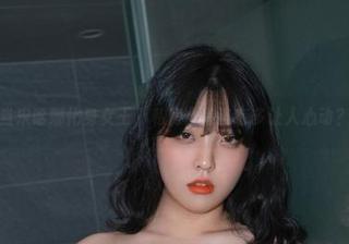 当宋哈娜化身女王，私房合集该有多让人心动？