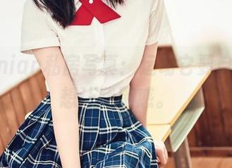 年年Nnian私房写真：运动它要自由，也想让我困惑。
