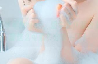 恍惚的年年Nnian，奶牛女仆装合集要不要这么可爱？分享一下！
