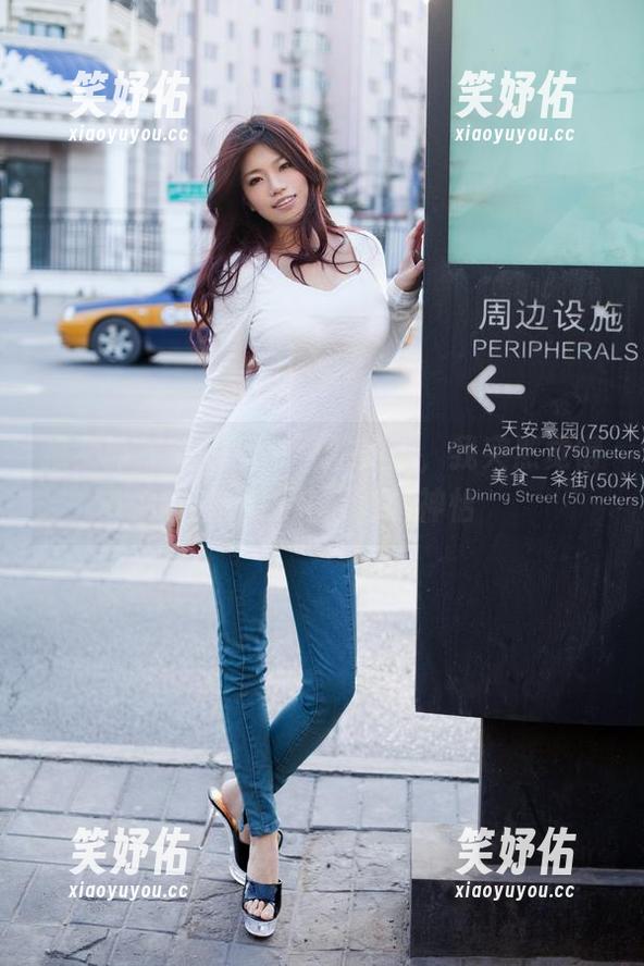推女郎-模特林夕 推女郎 - 看模特林夕的美脚,我突然觉得全套也能让人心旷神怡
