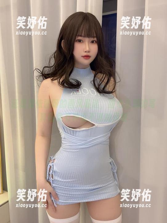 还是是依酱呀的画风最迷，甜心主题的写真图集有种说不清的风情