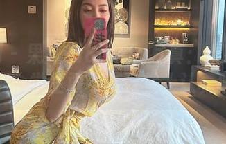 微密圈 – 果儿Victoria写真：女教师系列，哪个学生敢不在课堂上认真听课？