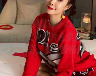 微密圈 – 谁说燃烧就得小心翼翼，果儿Victoria的红红火火图片合集给你一锅热气腾腾的色彩，快来慢慢掏掏！