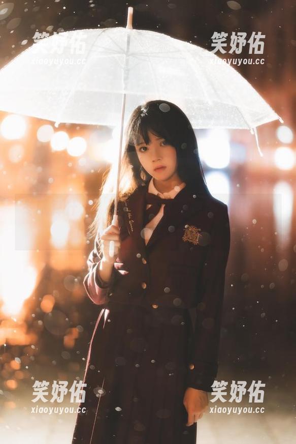 桜桃喵 冬眠算什么?看桜桃喵在粉色浴缸中懒散的样子,真不想醒来。