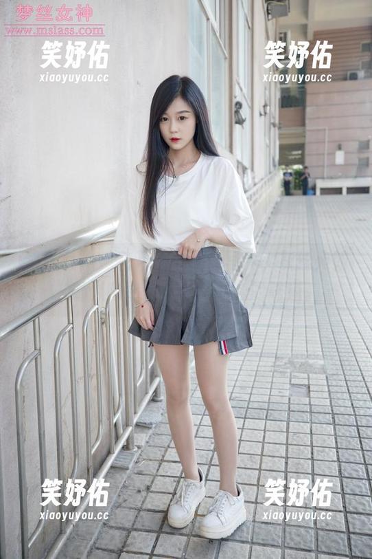 梦丝女神-花月舞 梦丝女神 - 花月舞的最新写真,灰丝宛如“看似简单却耐人琢磨”的味道。