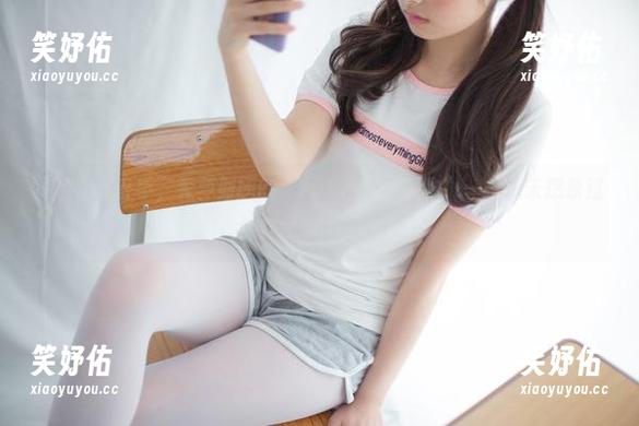 高清图库在手，森萝财团的“20D肉丝袜踩物”——从未想象过的袜子魅力展现！