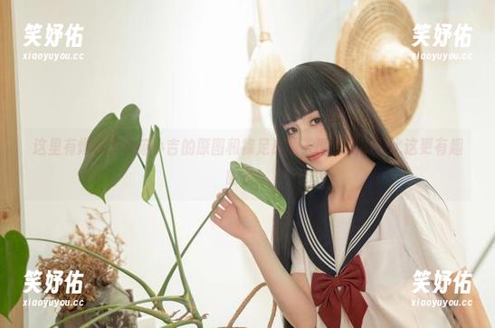 爆机少女喵小吉 这里有爆机少女喵小吉的原图和裸足资源,再也找不到比这更有趣的了!