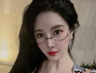 微密圈 – 浴室套图，猪小七的水汽缭绕，隐隐约约的身影太吸引人