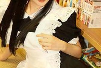 白莉爱吃巧克力的裤里丝写真：你敢说的她都不会怕