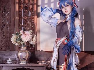 这就是白莉爱吃巧克力的“甘雨”图集，精致的同时偶尔也给人些微甜厌