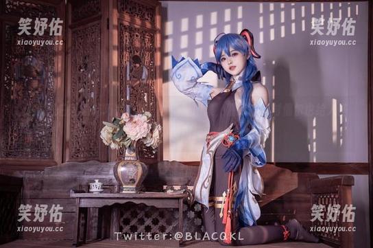 白莉爱吃巧克力 这就是白莉爱吃巧克力的“甘雨”图集,精致的同时偶尔也给人些微甜厌