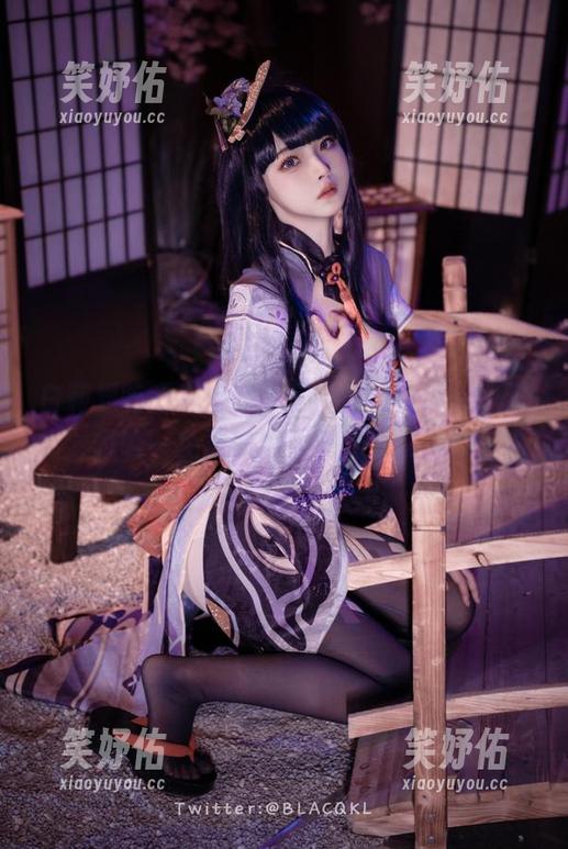 白莉爱吃巧克力 白莉爱吃巧克力的宵宫,偷偷告诉你,这是唯一免费的沙滩日光浴资源!