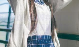 神楽坂真冬的高清油亮实在太火了，恨不得舔屏，你猜我舔了几次？