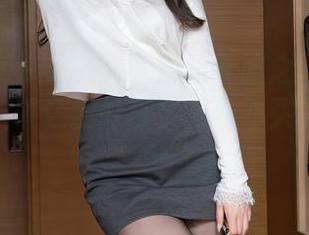 秀人网 – Elise谭晓彤的礼服之旅：这组写真能不能让我打破“只看不买”的原则？