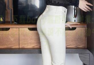 秀人网 – 下载baby嘉茵的瑜伽集：似乎也许是静止的吧，谁说不能在运动中找乐？